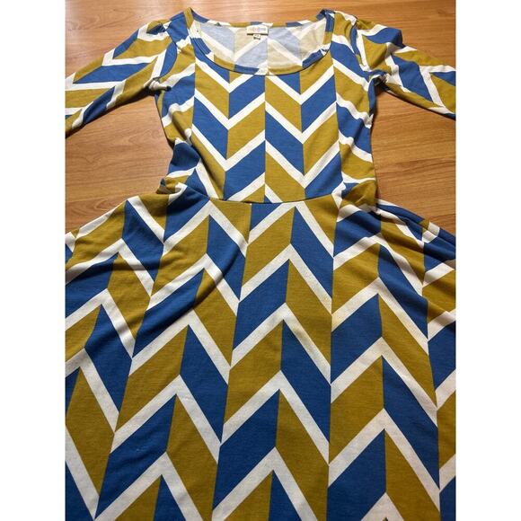 LulaRoe xs women’s fit and flare dress chevron pattern cozy casual - Picture 3 of 4